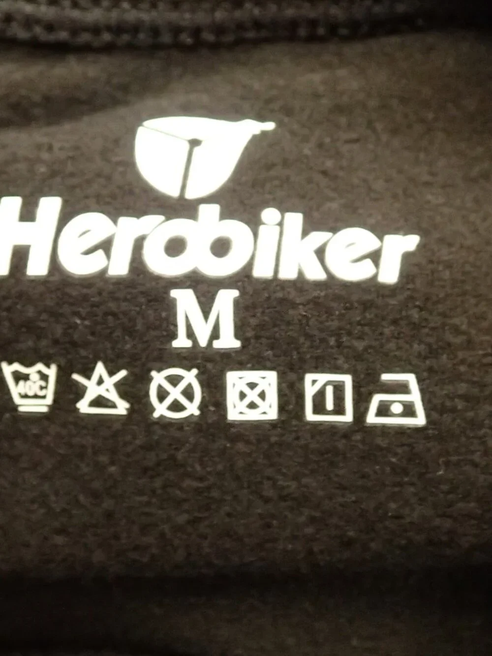 Herobiker Size Medium Men's Long Sleeve Stretch Compression Shirt